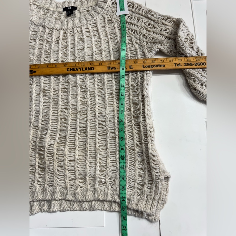 H&M Open Knit Crochet Acrylic Wool Blend Cream Sweater Sz Medium - Picture 6 of 7